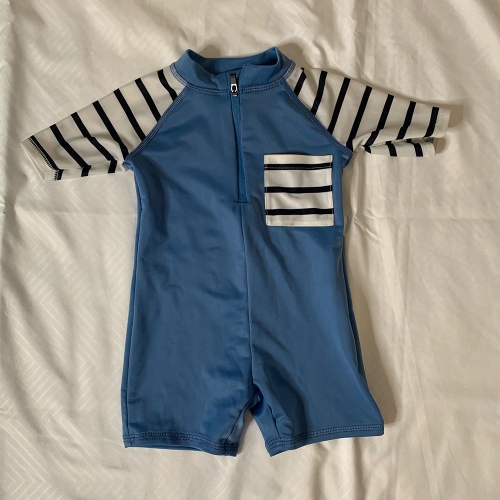 Bathing suit